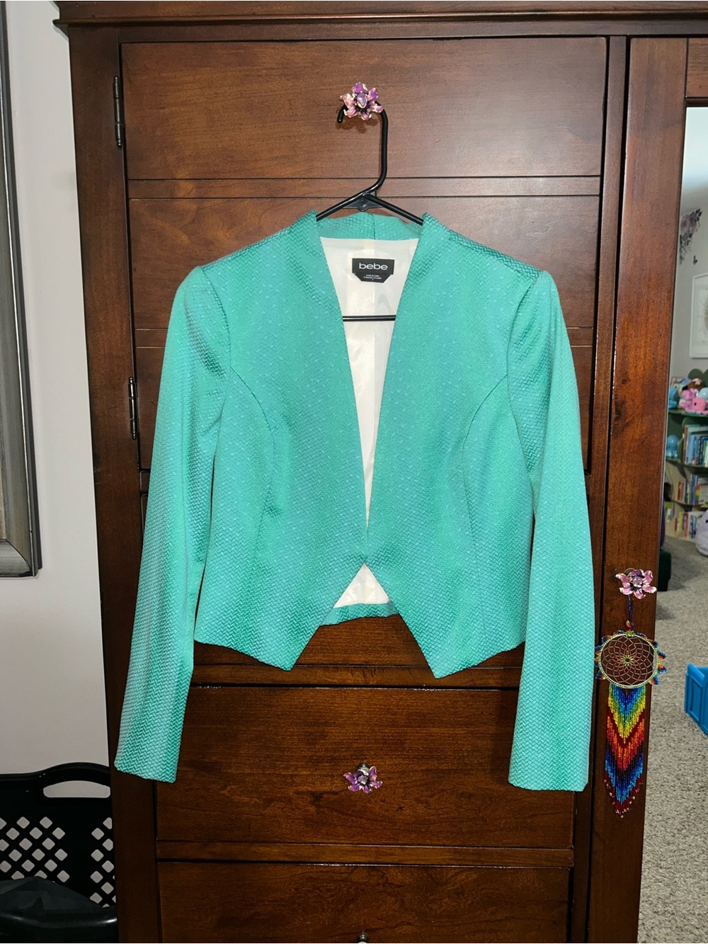 NWOT! Bebe Mint Open-Front Cropped Blazer size 2